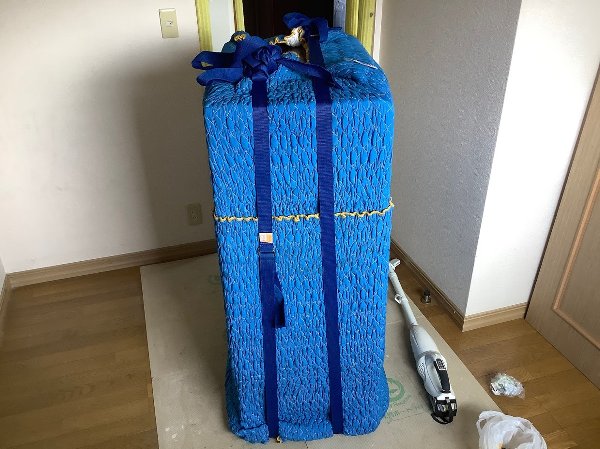 彦根市 婚礼タンス 階段養生 搬出